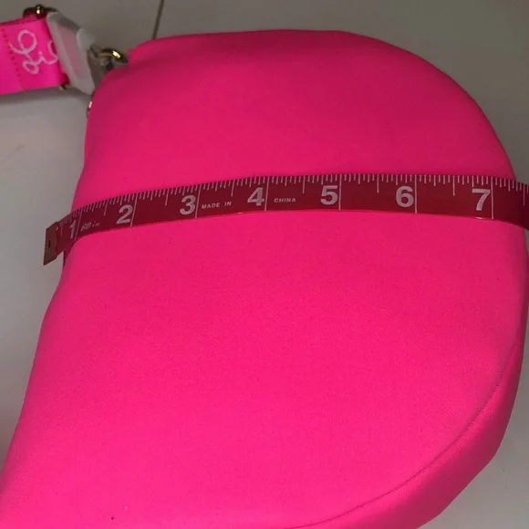 SALE! NWT LILLY PULITZER Giavanna Neoprene Bright Pink Crossbody Bag Great Gift - Picture 13 of 14